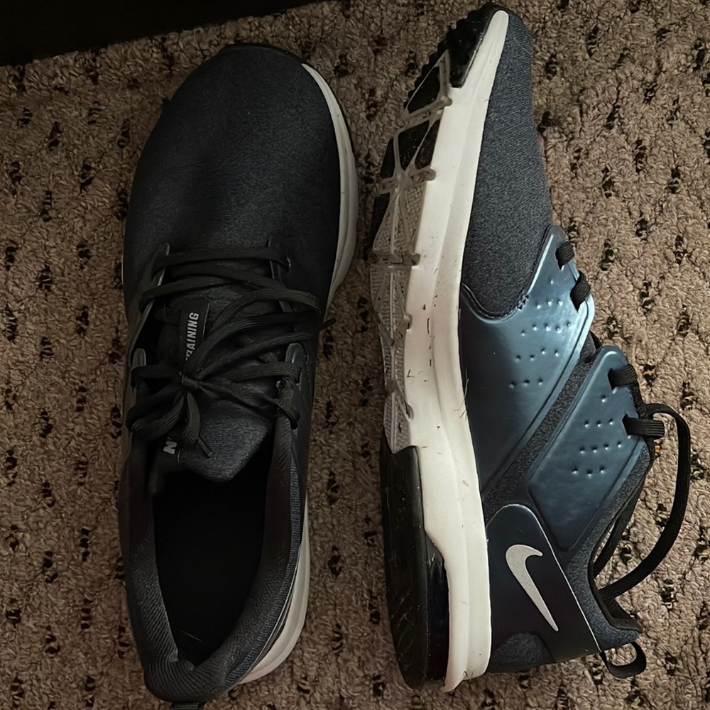 Nike Sneakers!